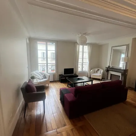 Daire Rue Cambaceres 75008