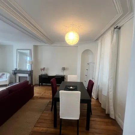 Rue Cambaceres 75008 Apartment