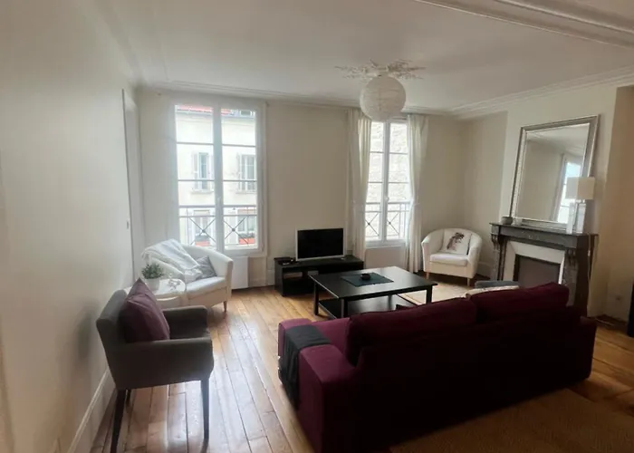 Daire Rue Cambaceres 75008