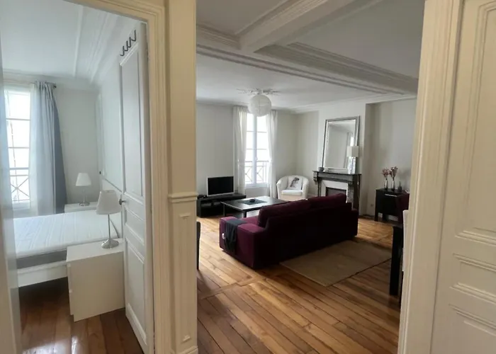 Rue Cambaceres 75008 * 파리